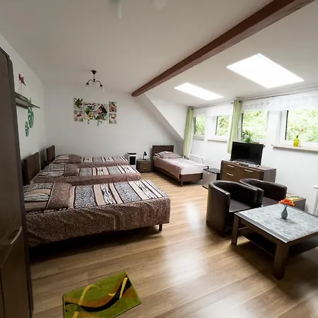 Skowerowka Gospodarstwo agroturystyczne *