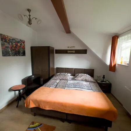 Skowerowka Gospodarstwo agroturystyczne *